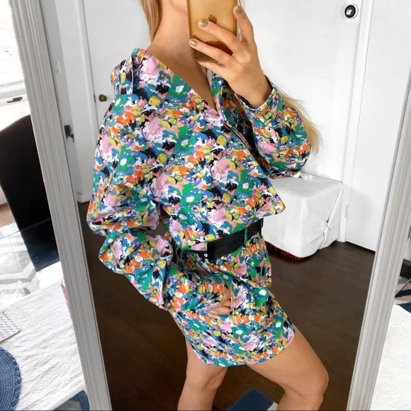 💐 WALTER BAKER MATCHING SET: MARCIA SHORT + THEA TOP IN FIESTA FLORAL (no belt) - Picture 5 of 16